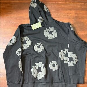Denim tears black monochrome cotton wreath hoodie?